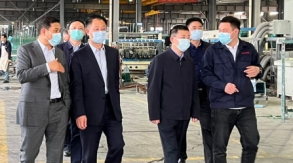 Shanghai Overseas Chinese Federation Party Secretary and Chairman Shang Xiaodong, Party member and fourth level researcher Zhou Zheng, second level chief clerk Wang Chengjin and other relevant leaders visited Jiangsu Jingtai Glass Co., Ltd. for inspection